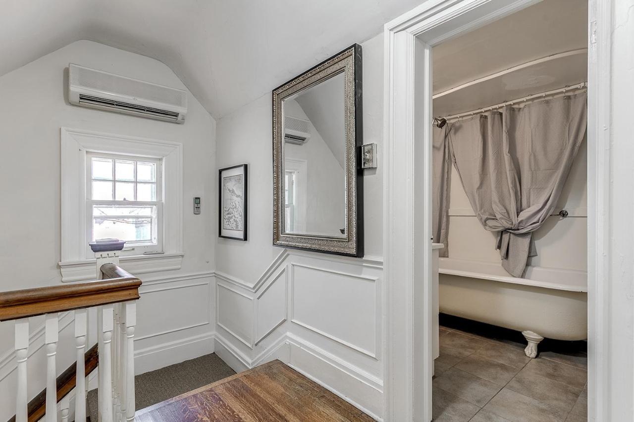 Four Bedroom Rosedale Home 多伦多 外观 照片